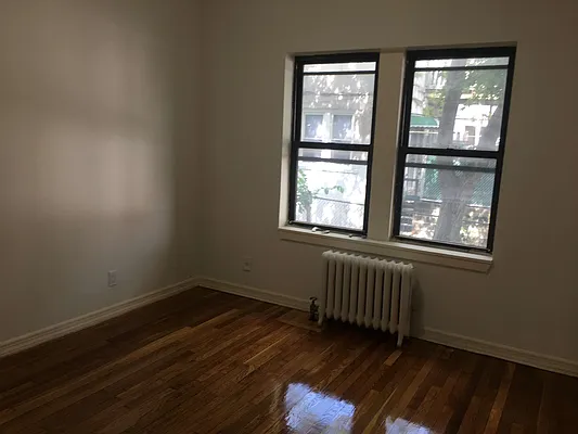 Rented by Metropolis International Realty Inc. | media 6