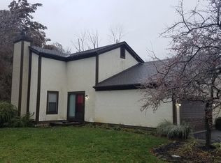 1281 Paddington Ct, Gahanna, OH 43230
