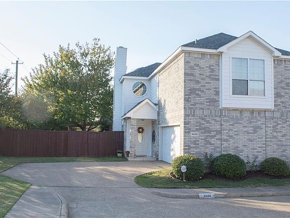 2nd image of 3826 Brandon Park Dr