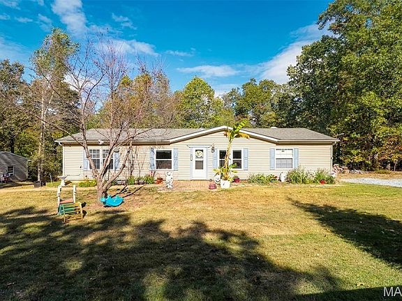 2nd image of 600 Casey Rd