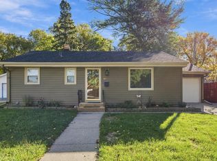 1018 21st St S, Fargo, ND 58103