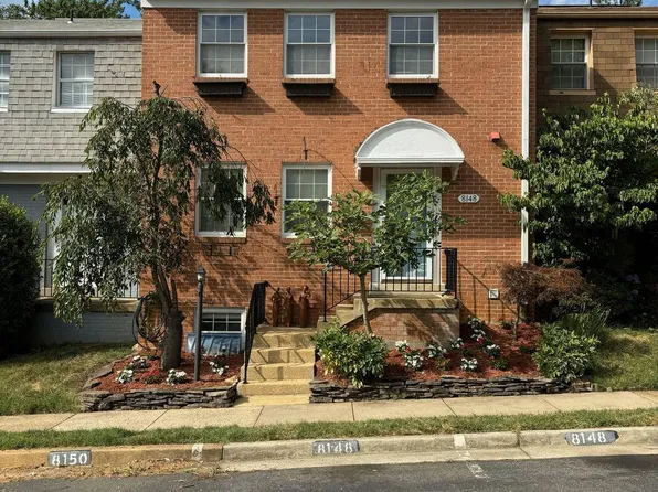 8148 Larkin Ln, Vienna, VA 22182