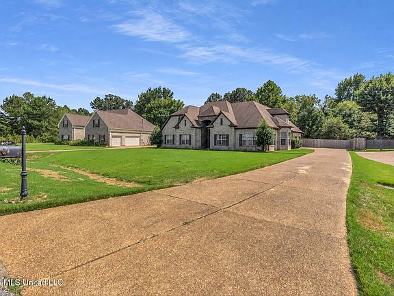 2nd image of 4657 Wedge Hill Dr