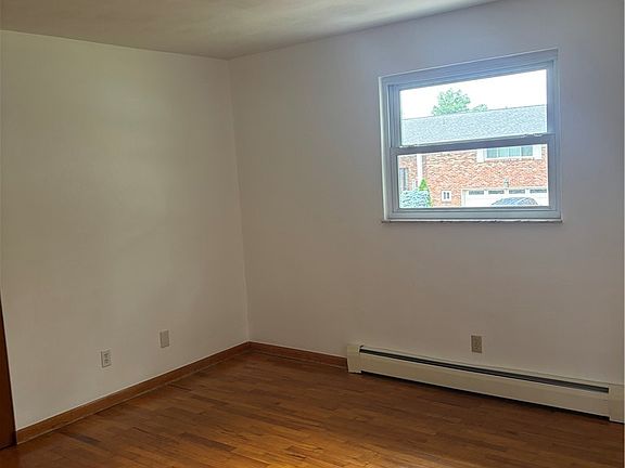 5th image of 2518 Loris Dr
