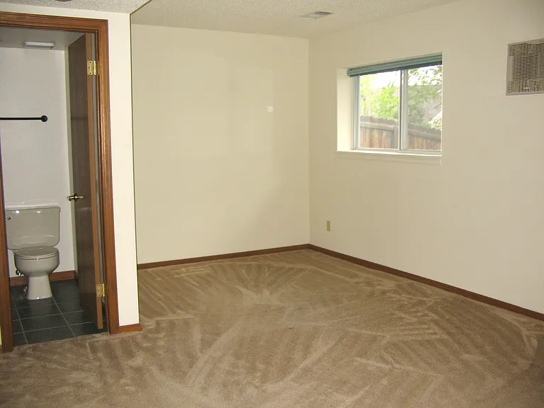710 Gooseberry Ct — Photo 8