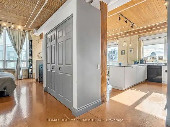 5th image of 781 King St W #509