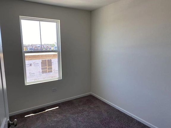 5th image of 844 Finley Dr