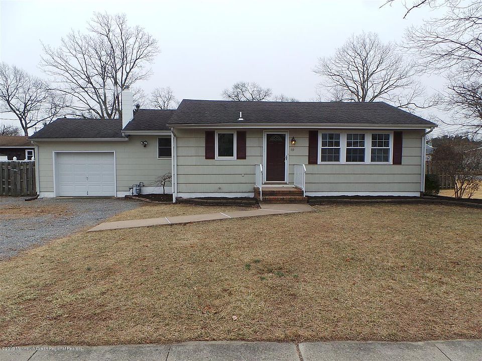 1st image of 119 Maine St