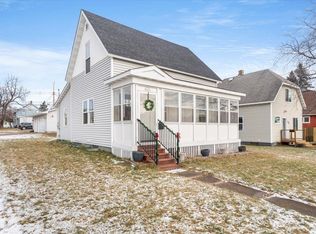631 9th Ave, Two Harbors, MN 55616