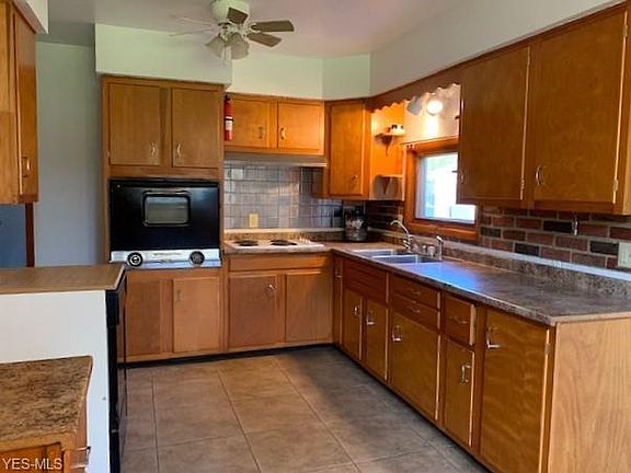 5th image of 6790 Lakeview Dr