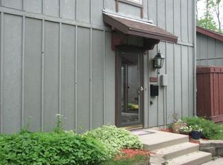 1743 8th St, Brookings, SD 57006
