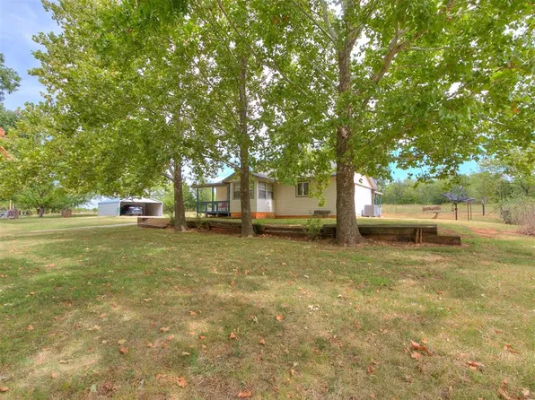 9341 72nd St, Noble, OK 73068