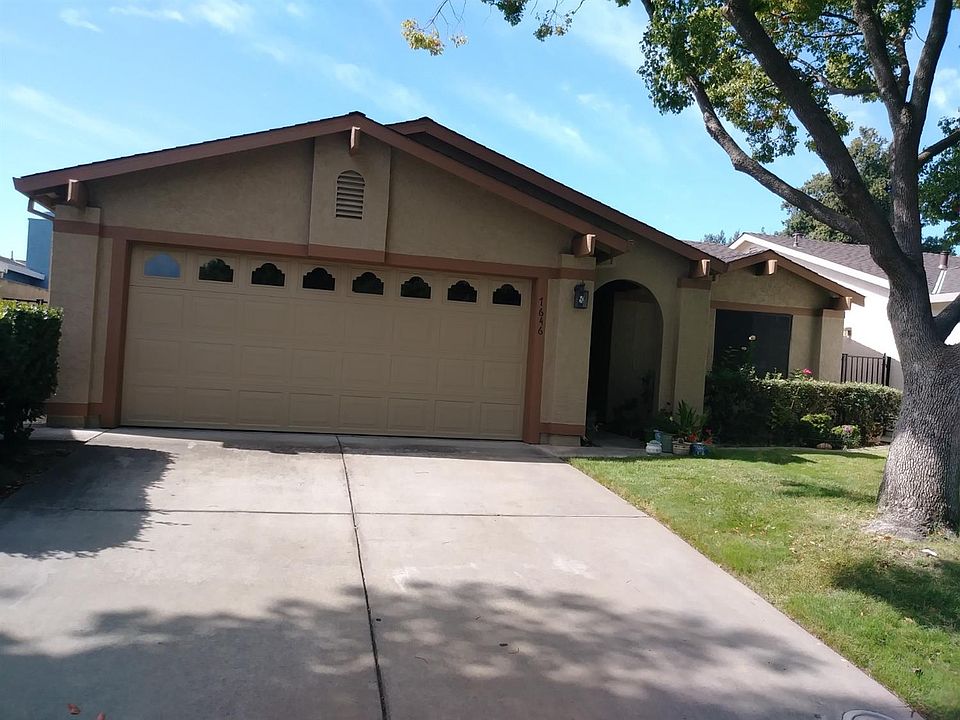 2nd image of 7646 Suncountry Ln
