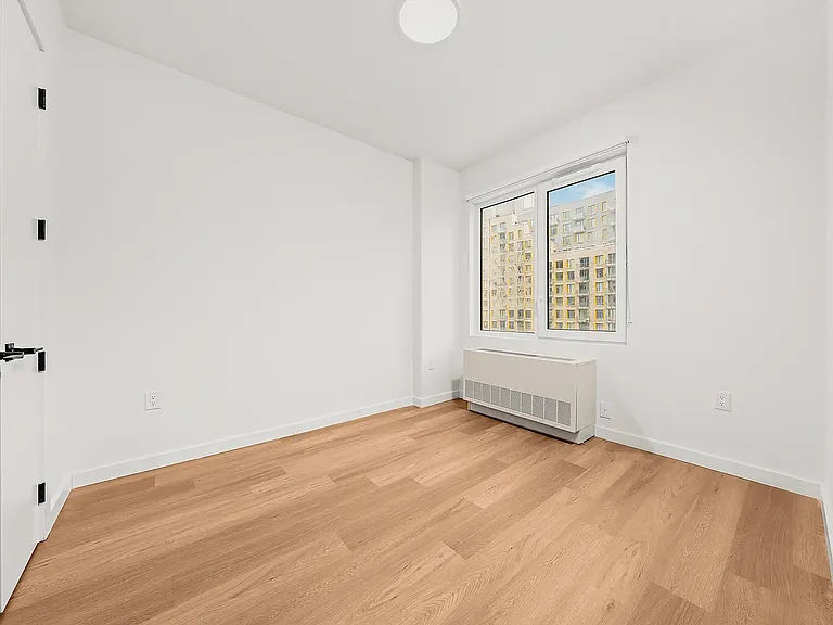 261 Grand Concourse #7709 — Photo 7