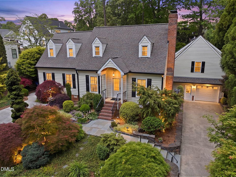 1st image of 3218 Oak Grove Cir