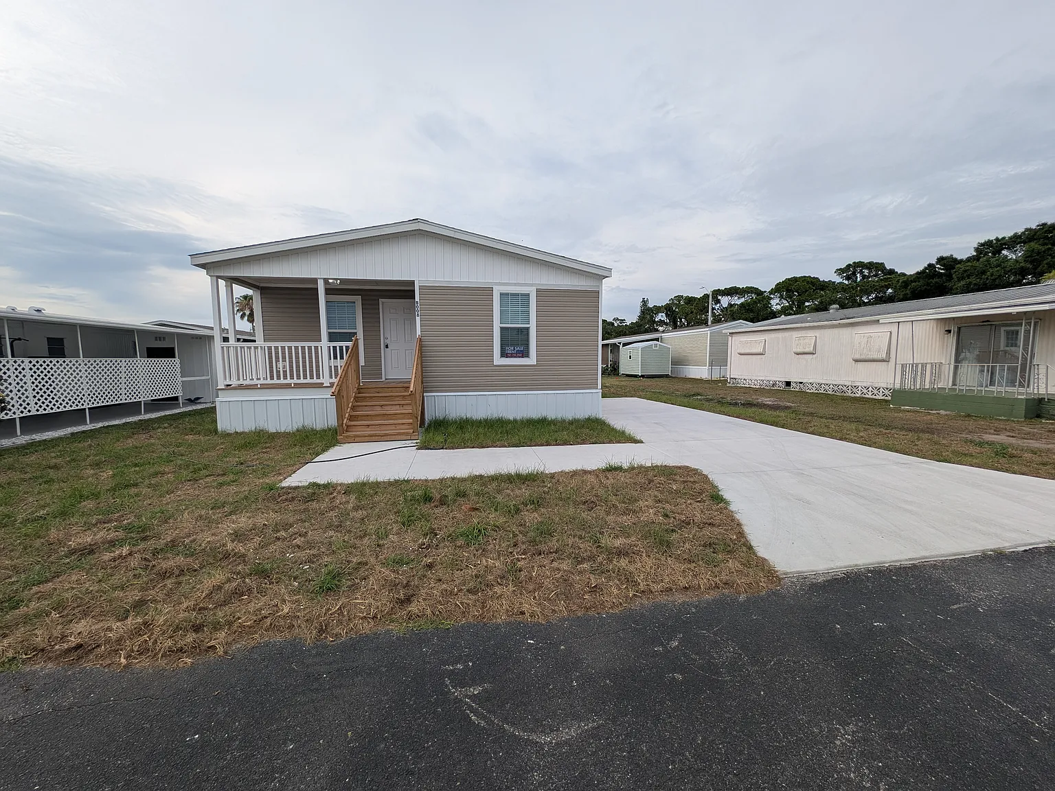 Bayshore Windmill Village — Photo 2