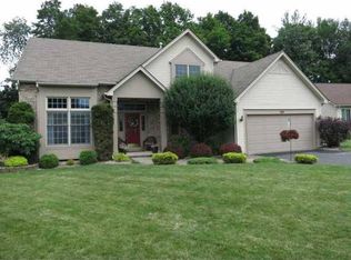 440 Sunset Ridge Trl, Rochester, NY 14626