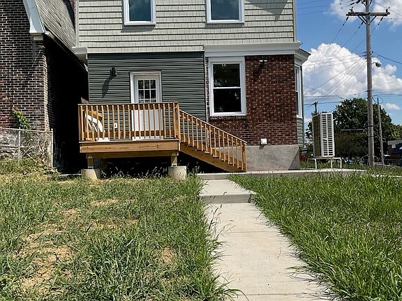 2nd image of 844 Gearing Ave