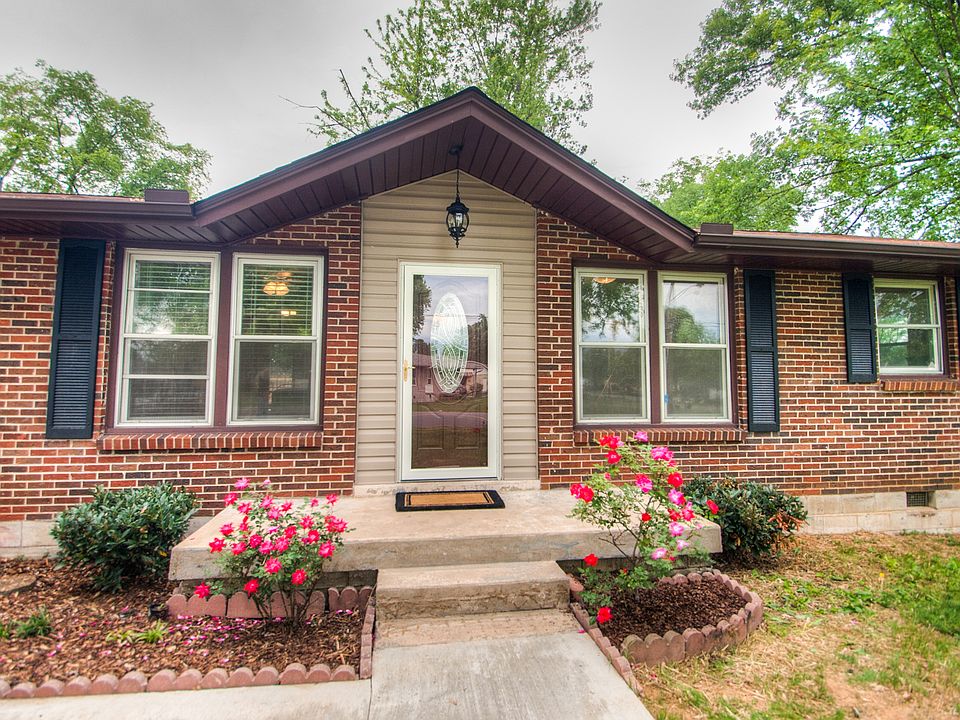 1st image of 434 Lealand Ln