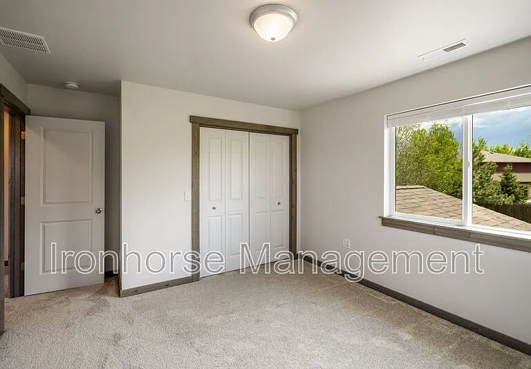 2954 W Babcock St #B — Photo 27