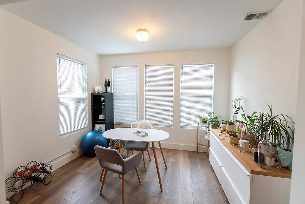 2 bed, 850 sqft, $900 — Photo 4