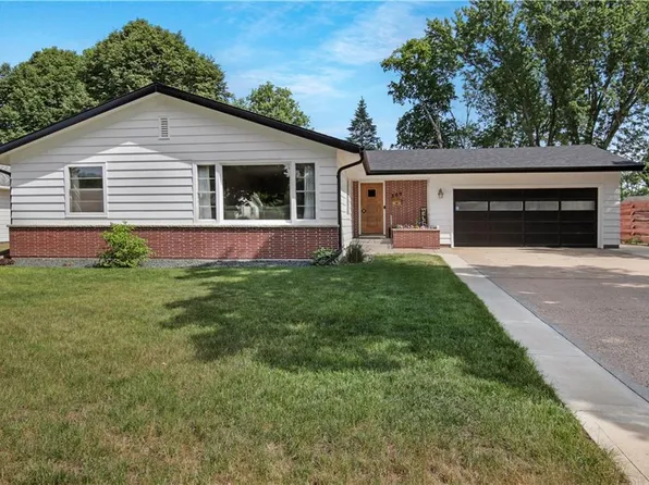 309 East Macarthur, Eau Claire, WI 54701