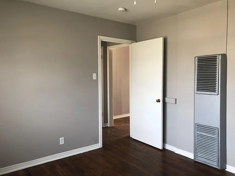 bedroom to hall
