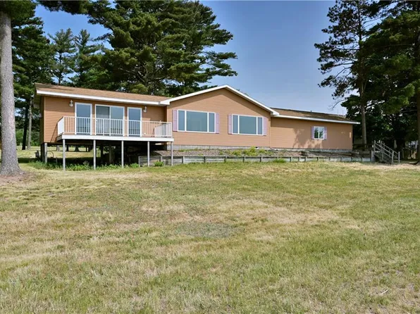 300 Peterson Ct., Shell Lake, WI 54871