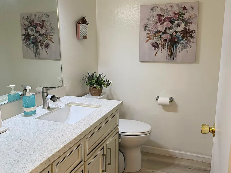 148 Belwood Ct #B — Photo 7