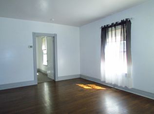 611 E State St, Delmar, DE 19940