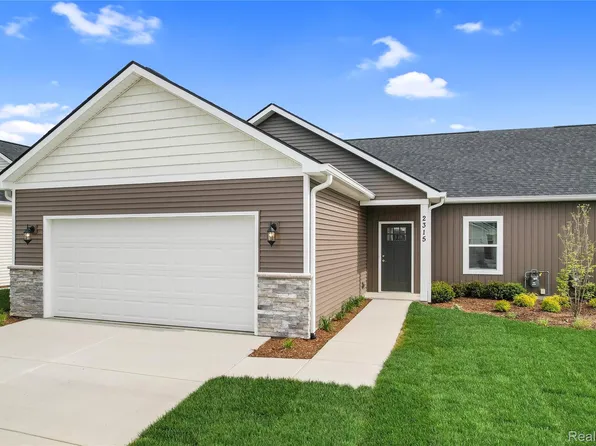 2255 Gilder Dr, Howell, MI 48843