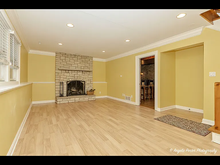 203 Springbrook Ct — Photo 13