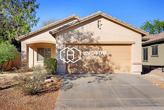1st image of 40619 N Key Ln