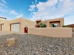 832 Acapulco Rd NE, Rio Rancho, NM 87144