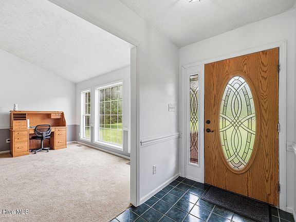 5th image of 225 Godfrey Boulevard