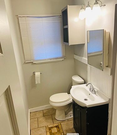 2nd image of 2626 Dreux Ave #2626