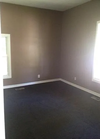 2440 Marion St — Photo 10
