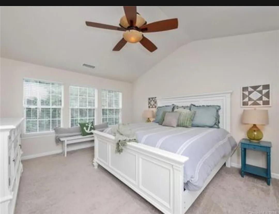 5 bed, 2317 sqft, $2,750 — Photo 1