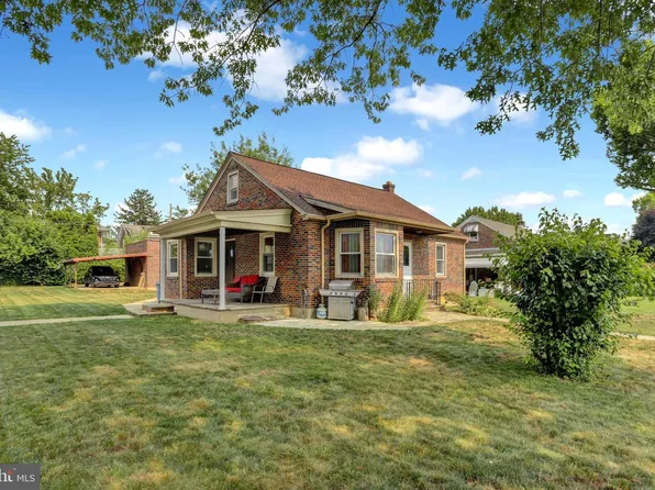 425 Centre St, Reading, PA 19605