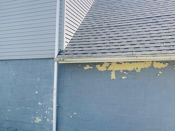 3rd image of 263 S Yale Ave