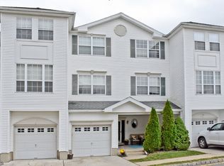 5 Timothy Ct, Morristown, NJ 07960