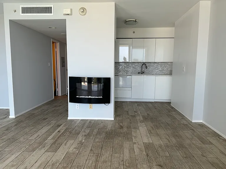 Electric fireplace