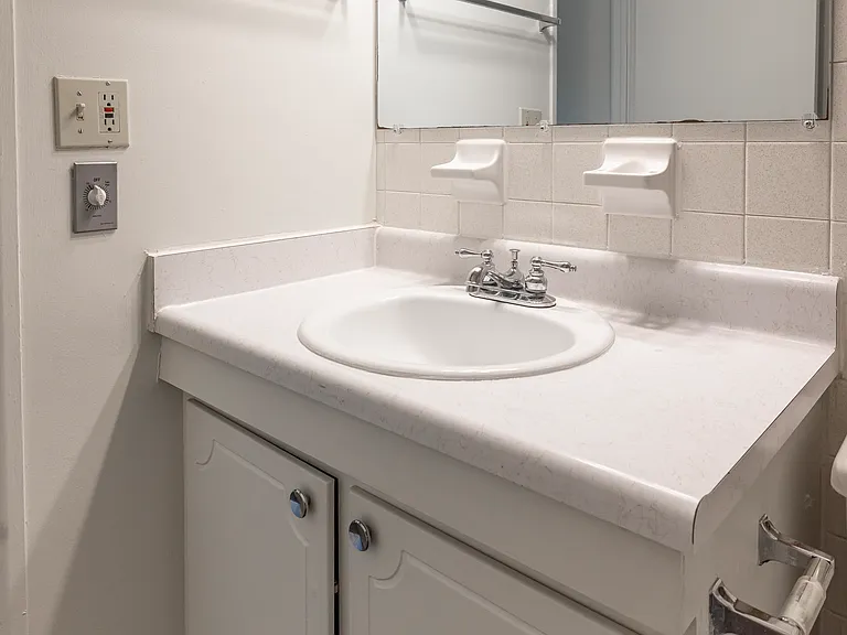 3041 Parklane St NW — Photo 8