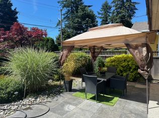 1730 Hope Rd, North Vancouver, BC V7P1X3