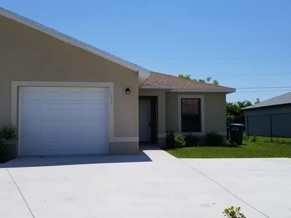 526 Skyline Blvd, Cape Coral, FL 33991