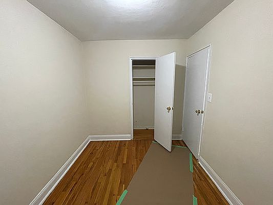 3rd image of 21-19 27th St #F2
