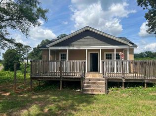 270 Wagon Wheel Rd, Cowpens, SC 29330