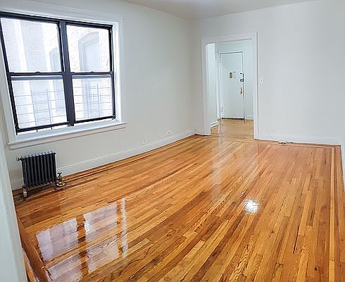 5th image of 1462 Taylor Ave APT 8
