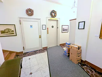 Rented by Manhattan Spaces