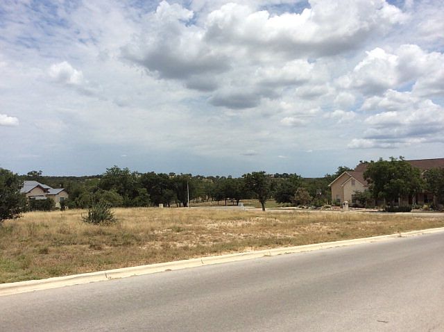 2nd image of 3513 La Cumbre Dr
